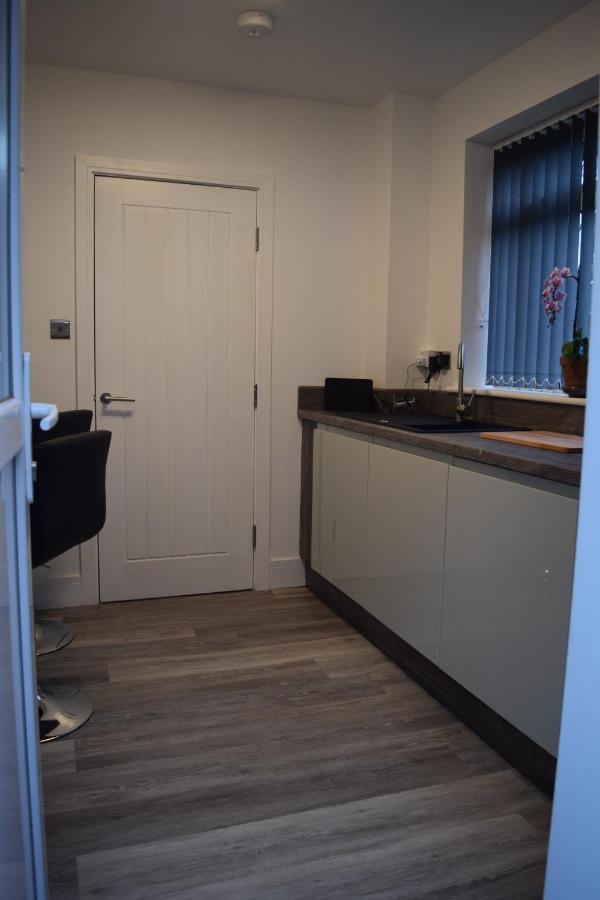 Airport Padzzz Apartment Wythenshawe Exterior foto