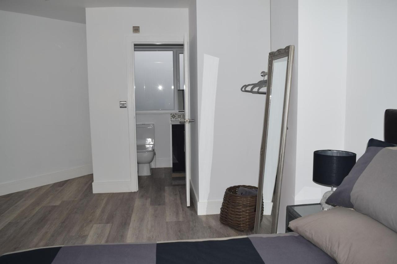 Airport Padzzz Apartment Wythenshawe Exterior foto